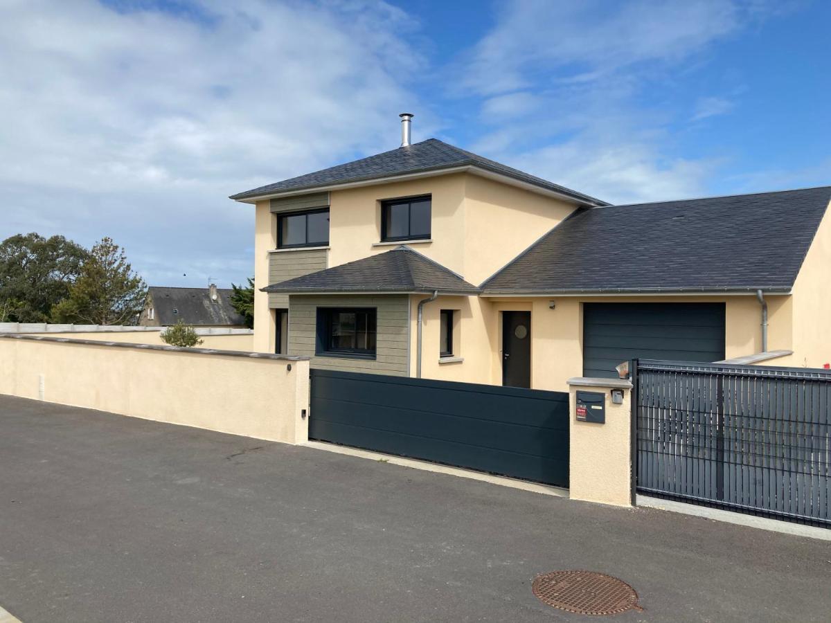 Beach House Gouville-sur-Mer Bagian luar foto